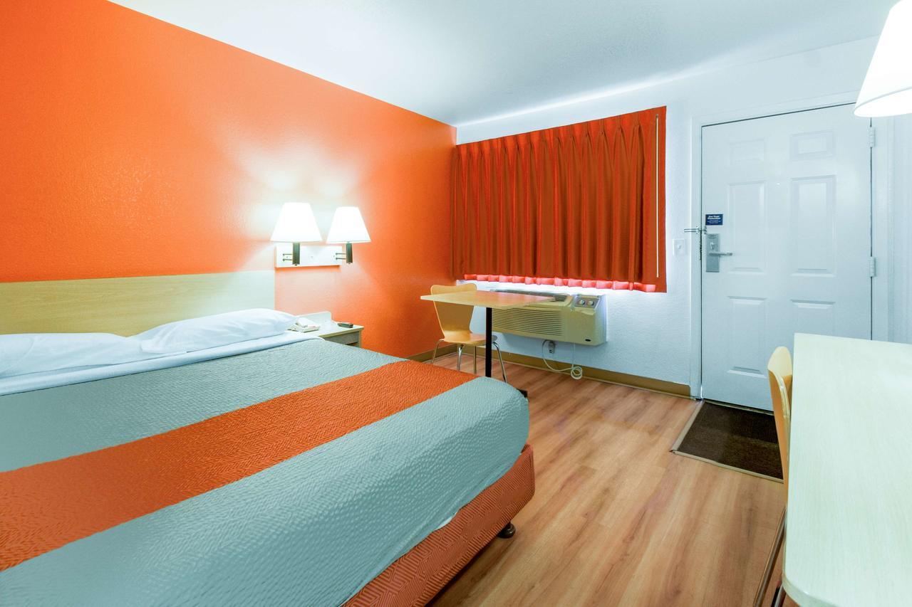 Motel 6-Kelso, WA - Mt. St. Helens Eksteriør billede