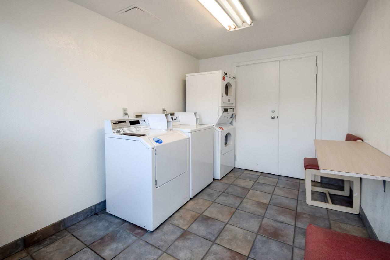 Motel 6-Kelso, WA - Mt. St. Helens Eksteriør billede