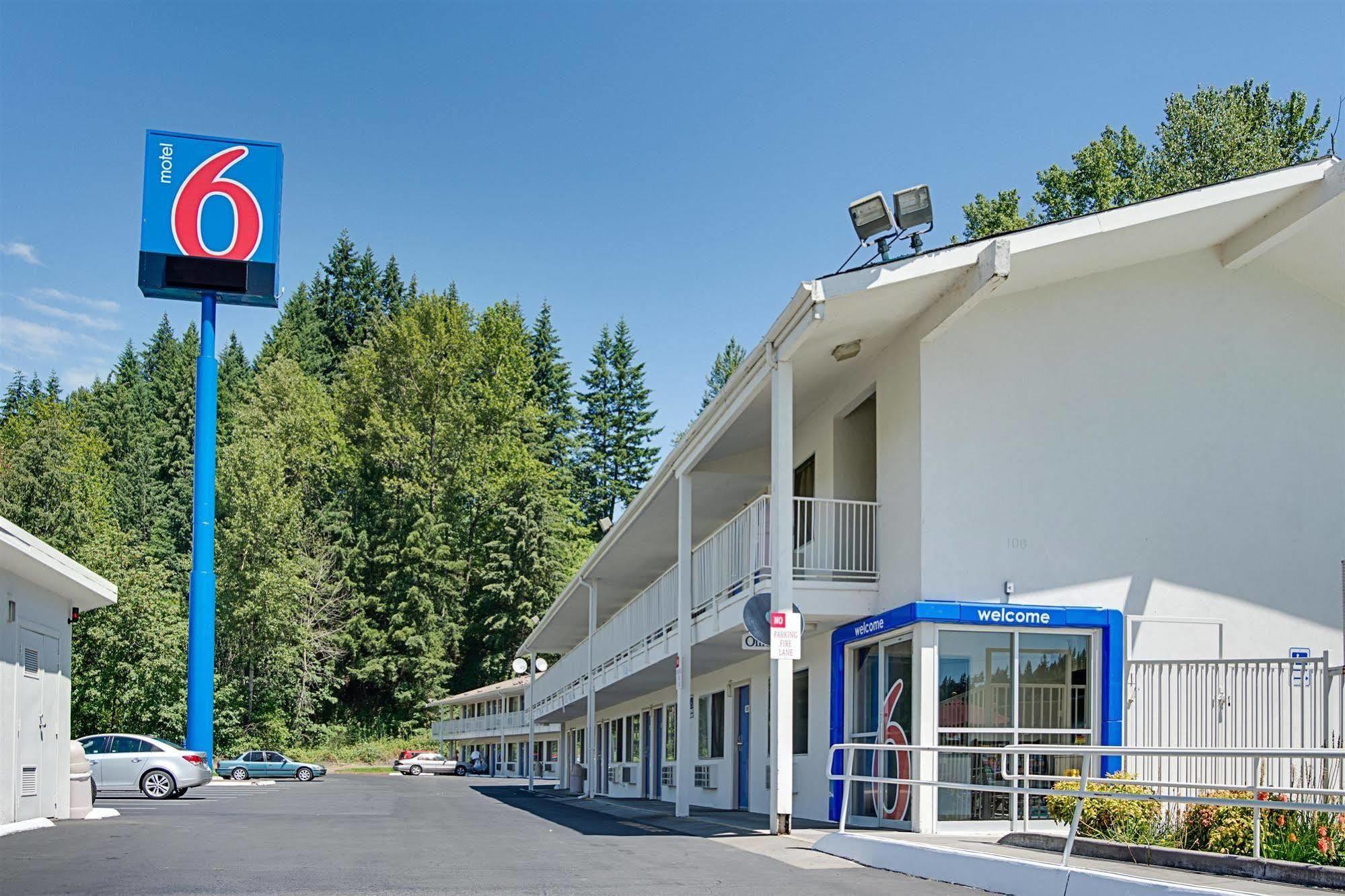 Motel 6-Kelso, WA - Mt. St. Helens Eksteriør billede