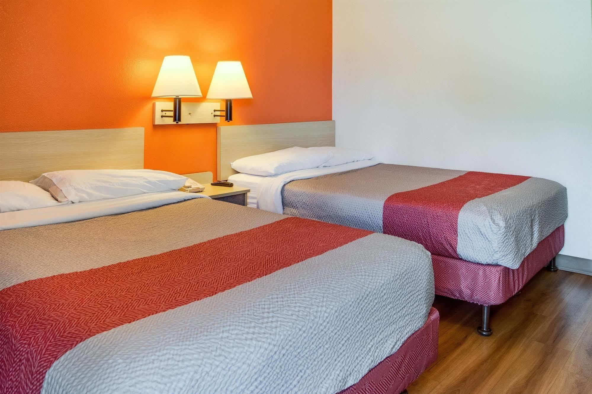 Motel 6-Kelso, WA - Mt. St. Helens Eksteriør billede
