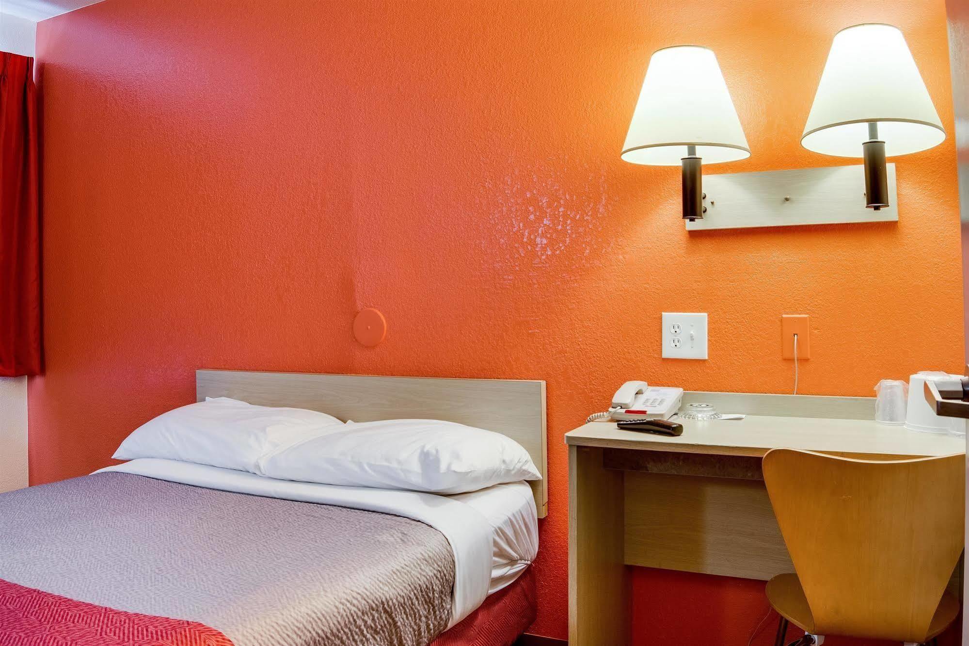 Motel 6-Kelso, WA - Mt. St. Helens Eksteriør billede